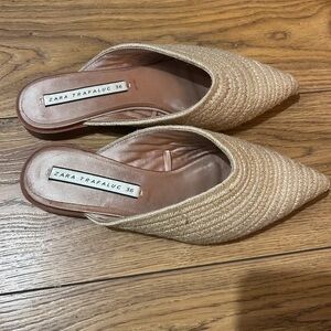 Zara Women's Tan Woven Mules
